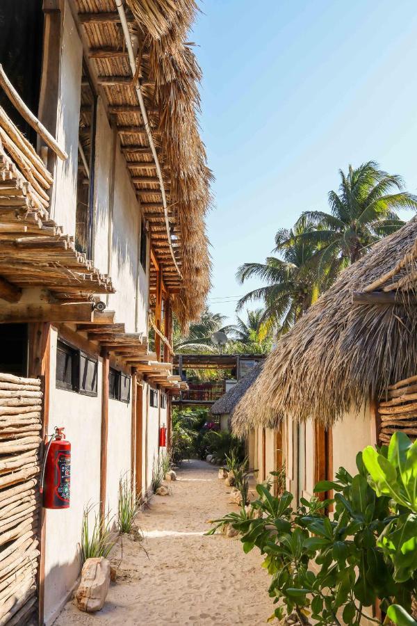 Casa Mate Beachfront Cabanas El Cuyo Exteriör bild