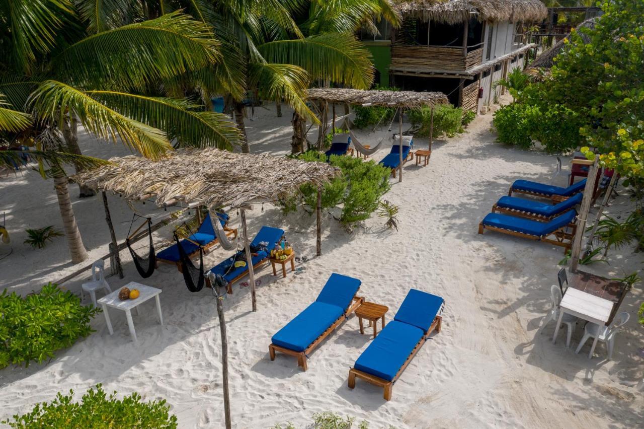 Casa Mate Beachfront Cabanas El Cuyo Exteriör bild